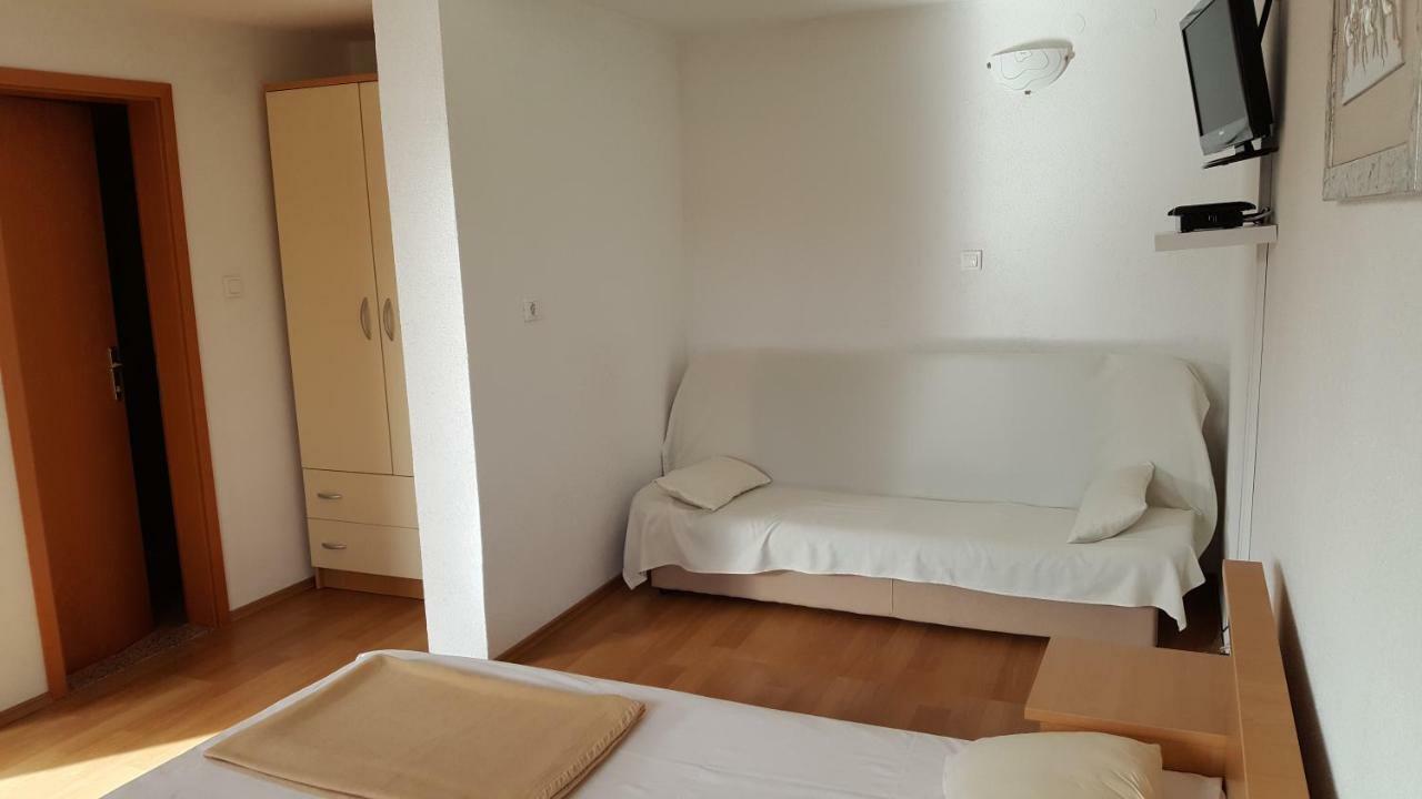 Apartmani M&M Biograd Na Moru Exterior photo